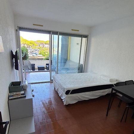 Studio 137 Port Camargue, Piscine, Climatisation, 4 Personnes Le Grau-du-Roi Kültér fotó